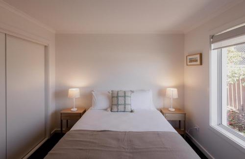 Bellerive Wohnung | Modern refurbished unit in charming Bellerive
