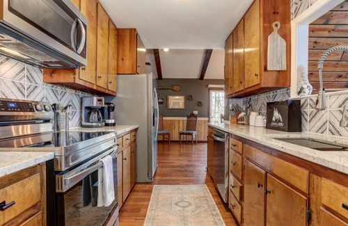 Tate Skihütte | Modern rustic vibes & mountain views! - Cozy Days Hideaway