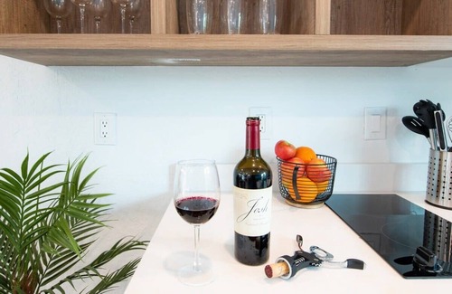 Poinciana Park Hotel | Luxurious Boutique Hotel in Fort Lauderdale