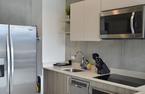 Rohrmoser Wohnung | Modern Amazing Studio mit atemberaubender Aussicht!
