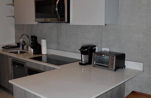 Rohrmoser Wohnung | Modern Amazing Studio mit atemberaubender Aussicht!