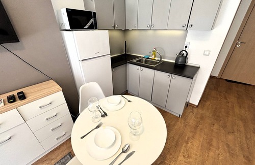 Kozichino Wohnung | Modern studio with balcony close to Cacao Beach!