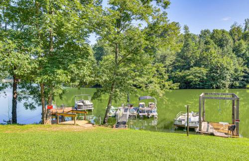 Lynchburg Haus | Modern Tims Ford Lake Home with Private Dock and Pool!