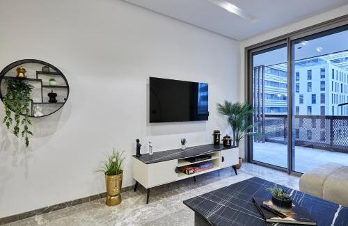 Casablanca Wohnung | Modern Unit in Casa Finance City With Free Parking