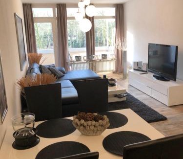 Bad Zwischenahn Wohnung | Moderne Ferienwohnung am Yachthafen Bad Zwischenahn