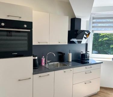 Innenstadt Wohnung | Modernisierte Ruheoase mit Parkplatz