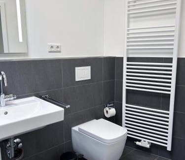 Innenstadt Wohnung | Modernisierte Ruheoase mit Parkplatz