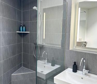 Innenstadt Wohnung | Modernisierte Ruheoase mit Parkplatz
