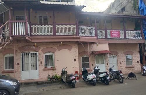 Kolhapur Haus | Mohak Yatri Nivas मोहक यात्री निवास