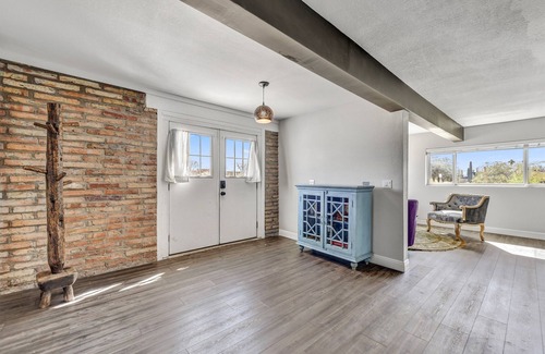 Desert View Village Haus | MOHvr6 Garden Casa On over 1 Acre