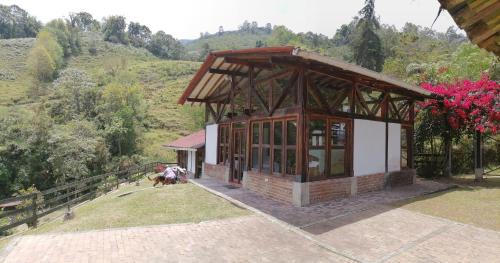 Cordoba Sonstige | MoiraEcolodge - Cabaña El Roble