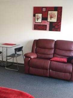 Mokau Hotel | Mokau Motels