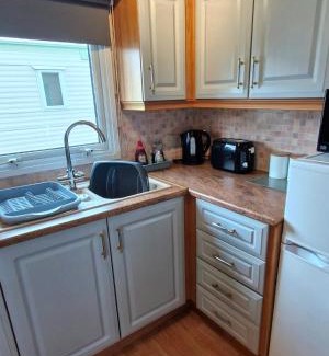 Ingoldmells Resort | MOLLIES DEN 2 8 Berth 3 Bedrooms The Grange Holiday Park INGOLDMELLS