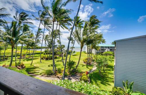 Ualapue Wohnung | Molokai Island Retreat with Ocean View and Pool!