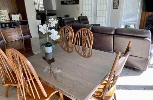 Pangburn Kabine | Mom and Pops Lodge: Nature's Retreat: ALL REASONABLE OFFERS CONSIDERED