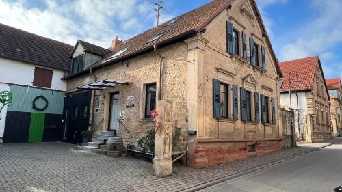 Maikammer Wohnung | MOMAI 1891- moderne Ferienwohnung