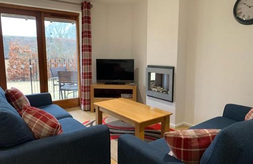 Frome Haus | Monmouth Retreat Cottage