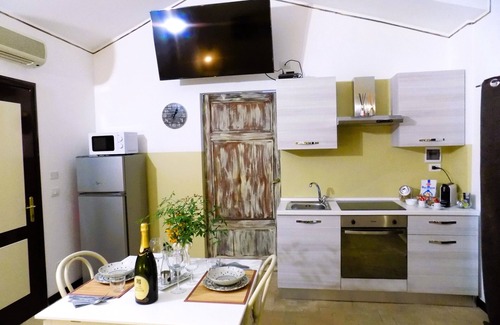 Pianoro Wohnung | monolocale beige