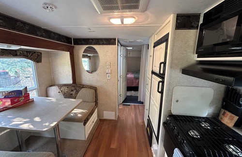 Babb Haus | Montana Moon Camper #1 on the Lake