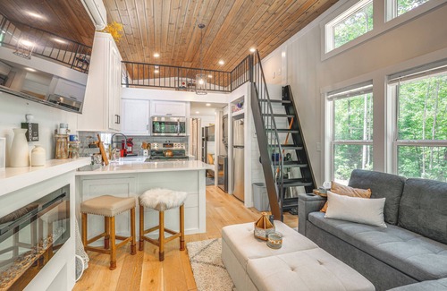 Monteagle Kabine | Monteagle Cabin w/ Swim Spa, Sauna & Fire Pit!