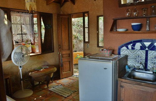 Montezuma Hütte | Montezuma Heights the cute Mariposa Cottage, into the great wide open. Sleeps 2