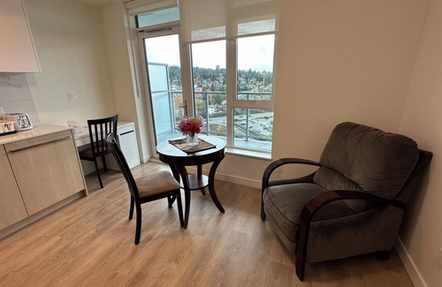 Burnaby Wohnung | Monthly stay/Relocation Special near Lougheed Mall & SFU