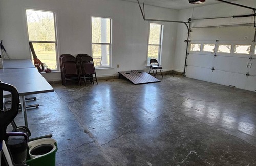 Southaven Haus | MONTHLY STAYS-Breathtaking 8 BR Retreat with Private Pool, Lake View, & Backyard