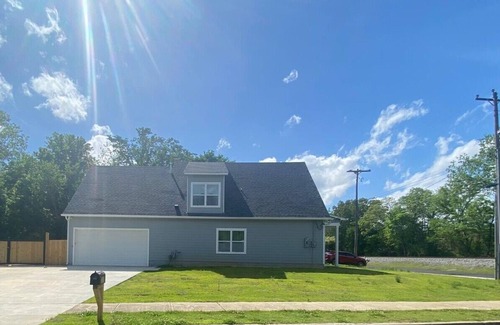 Collierville Haus | MONTHLY STAYS-Spacious 5-Bedroom Retreat in Collierville – Ideal for Groups!