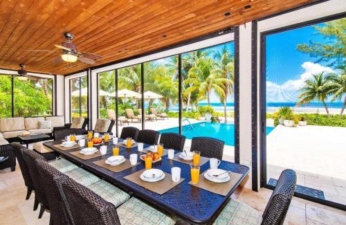 Rum Point Haus | Moon Kai home