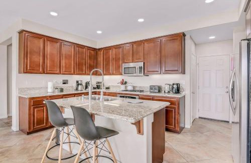 Terra Lago Haus | Moonlight Mountain View