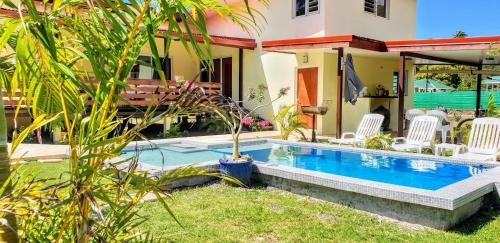 Moorea-Maiao Villa | MOOREA - Villa Maoe Pool