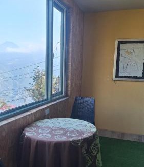 Ren'ai Bed & Breakfast | Moose & Squirrel