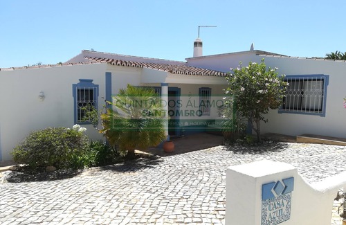 Guia Villa | Blue Villa in Guia Bereich