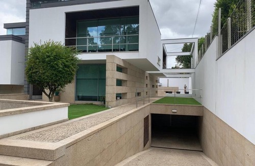 Paco de Sousa Haus | Moradia Lux RR com piscina