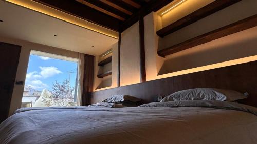 Lijiang Haus | More Sunshine Villa 猫在雪山下田野里民宿