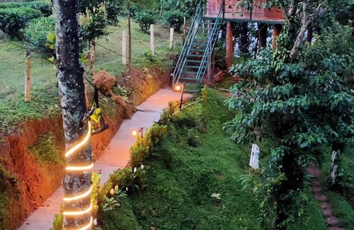Pirmed Haus | Morley's Place Thekkady By Lexstays