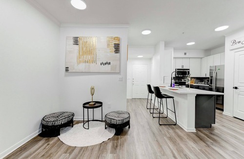 Financial District Wohnung | Mosaic 2Br/2Ba Apt in DTAT