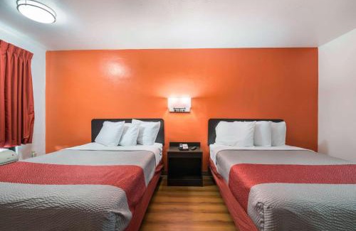 Gadsden Hotel | Motel 6-Attalla, AL