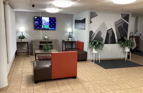 Bridgeview Hotel | Motel 6 Bridgeview, IL