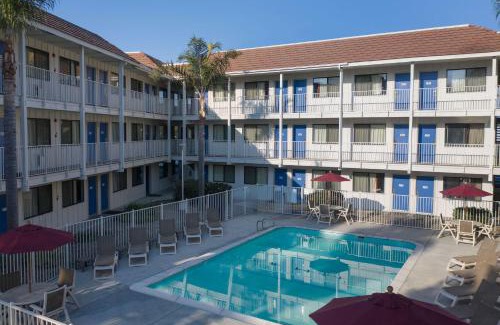 Carpinteria Hotel | Motel 6-Carpinteria, CA - Santa Barbara - North