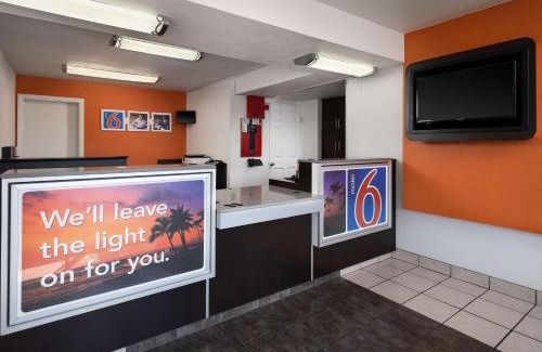 Carpinteria Hotel | Motel 6-Carpinteria, CA - Santa Barbara - North