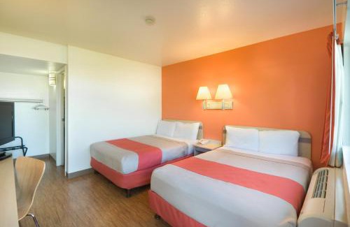 Pendleton Hotel | Motel 6-Pendleton, OR