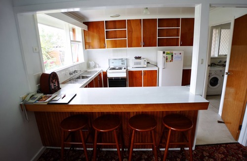 Hobart Central Business District Hotel | Motel Mayfair on Cavell