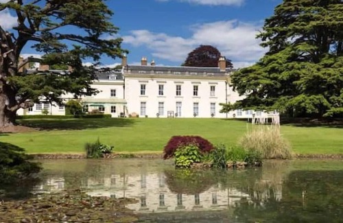 Northampton Haus | Moulton Grange Country Estate