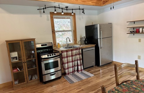 Piedmont Kabine | Mountain Cabin on the Chief Ladiga Bike Path, Terrapin Creek, and Pinhoti Trail