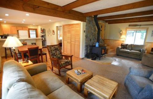 McCall Haus | Mountain Joy by Casago McCall - Donerightmanagement