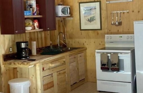 Toad River Haus | Mountain Retreat Cabin in Toad River BC