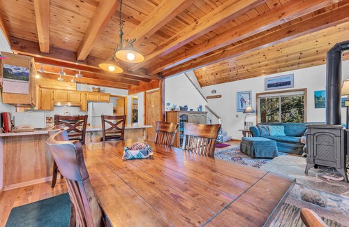 Serene Lakes Haus | Mountain Retreat Near Ski Resorts and Lake