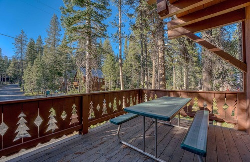 Serene Lakes Haus | Mountain Retreat Near Ski Resorts and Lake