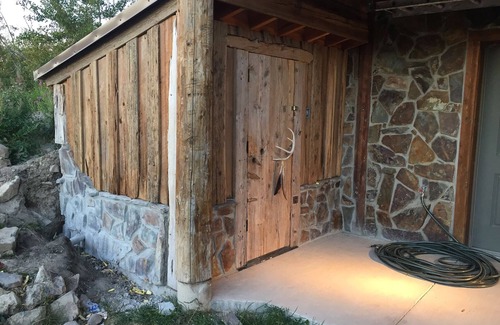 Babb Haus | Öffnen Sie die Tür zu Ihrem Montana-Abenteuer!